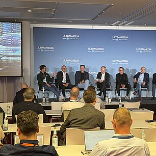 Expert discussion about Software as a Business Modell and Open Source at Automotive Software Strategies Conference