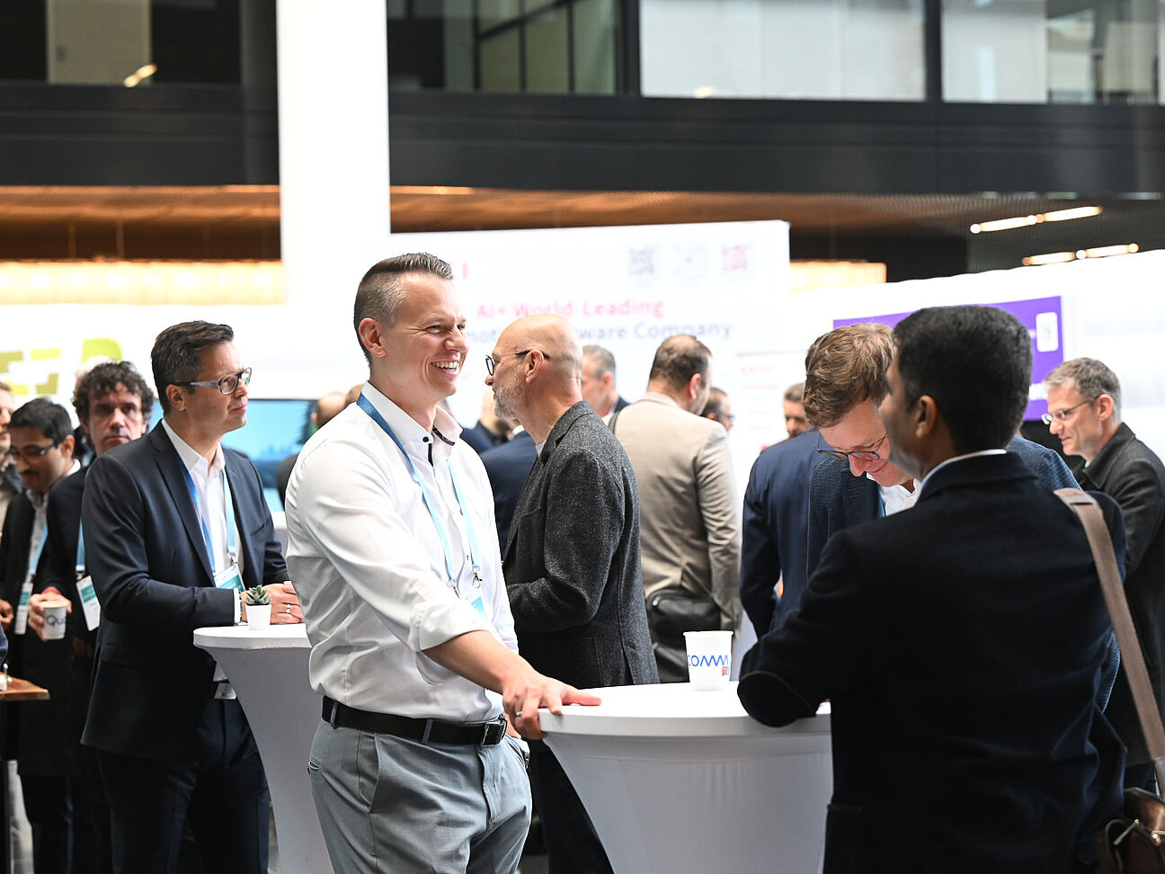 Networking during the coffeebreak at the Automotive Software Strategies Conference in Munich